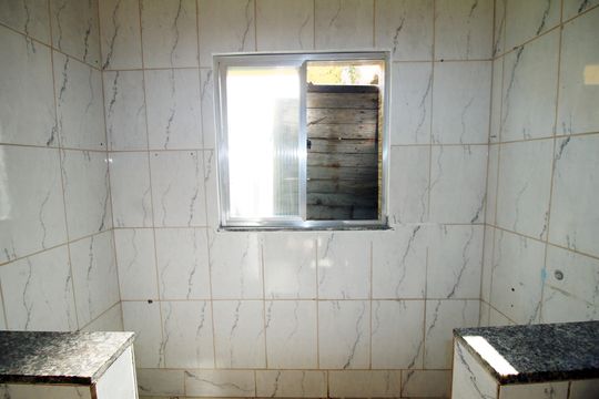 Cozinha e Área de Serviço de casa à venda com 2 quartos, 75m² em Colégio, Rio de Janeiro