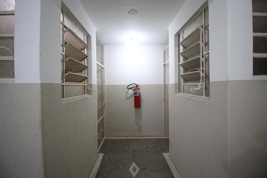 Corredor de apartamento à venda com 3 quartos, 93m² em Bom Fim, Porto Alegre