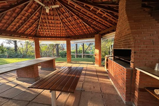 Área comum - Churrasqueira de casa de condomínio para alugar com 5 quartos, 400m² em Jardim Parnaiba, Barueri