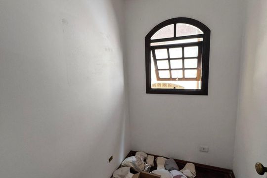 Quarto 1 de casa à venda com 4 quartos, 256m² em Jardim das Flores, Osasco