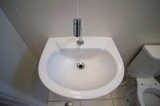 Banheiro de apartamento para alugar com 2 quartos, 50m² em Jardim Santa Rosália, Sorocaba