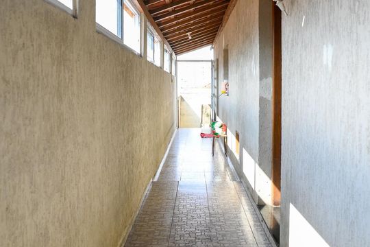 Corredor Externo de casa à venda com 3 quartos, 145m² em Ipiranga, São Paulo