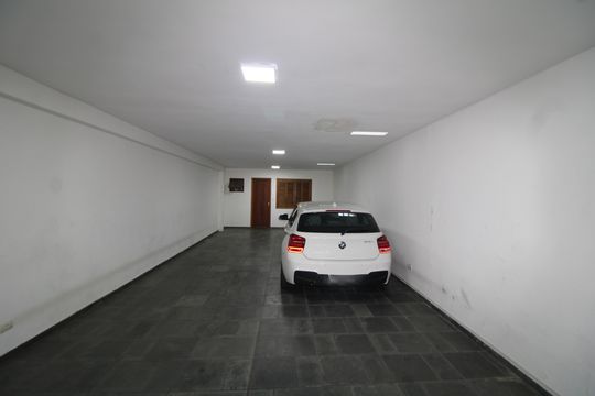 Garagem de casa à venda com 3 quartos, 200m² em Parque Mandaqui, São Paulo