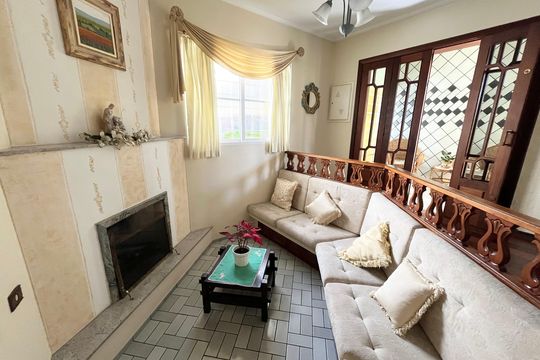Sala de casa à venda com 3 quartos, 239m² em Parque Peruche, São Paulo