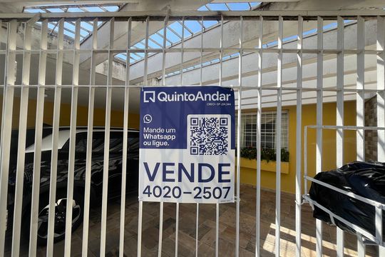 Fachada - placa instalada de casa à venda com 3 quartos, 239m² em Parque Peruche, São Paulo