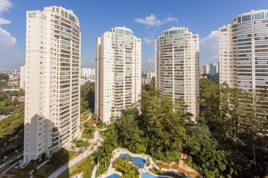 Vista da Varanda de apartamento à venda com 3 quartos, 160m² em Jardim Marajoara, São Paulo