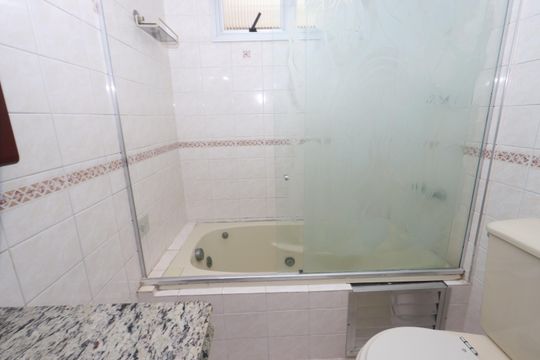 Banheiro da Suíte de apartamento à venda com 3 quartos, 82m² em Vila Ivone, São Paulo