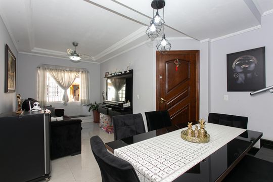Casa de Condomínio à venda com 3 quartos, 135m² em Vila Aricanduva, São Paulo