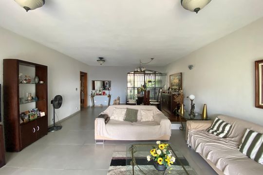 Casa à venda com 5 quartos, 1240m² em Água Santa, Rio de Janeiro