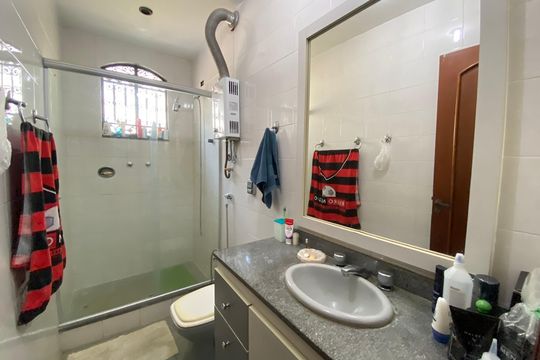 Casa à venda com 5 quartos, 1240m² em Água Santa, Rio de Janeiro