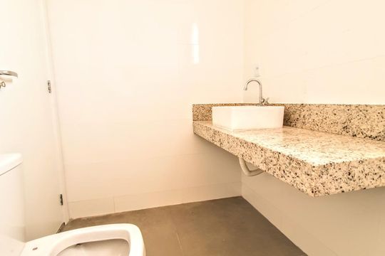 Apartamento à venda com 2 quartos, 127m² em Esplanada, Belo Horizonte