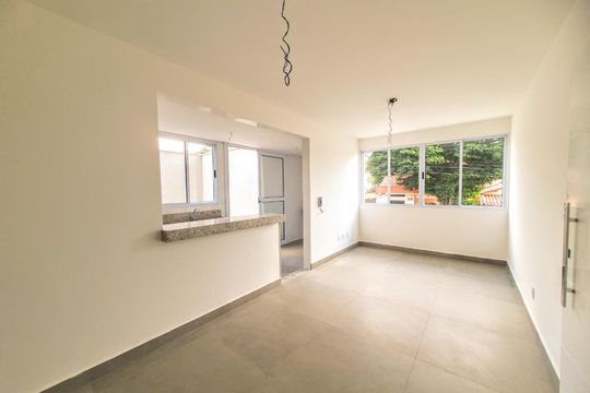 Apartamento à venda com 2 quartos, 127m² em Esplanada, Belo Horizonte