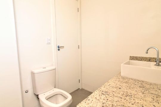 Apartamento à venda com 2 quartos, 127m² em Esplanada, Belo Horizonte