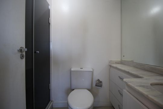 Apartamento à venda com 2 quartos, 92m² em Vila Ipiranga, Porto Alegre