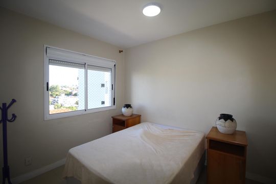 Apartamento à venda com 2 quartos, 92m² em Vila Ipiranga, Porto Alegre