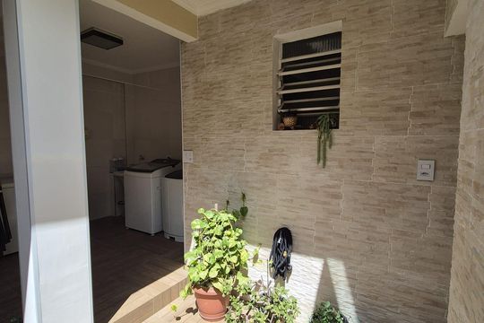 Área de serviço de casa à venda com 2 quartos, 150m² em Jardim Martinica, São Paulo