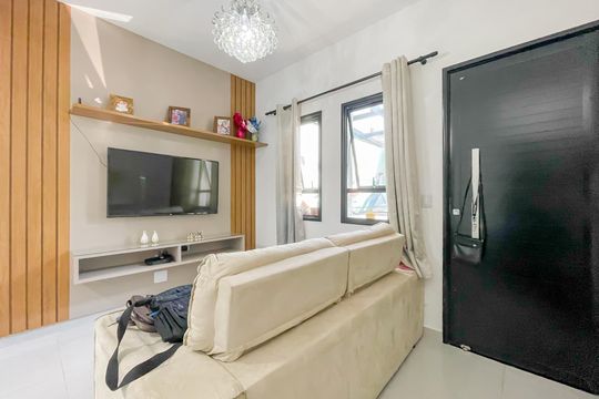 Sala de casa à venda com 2 quartos, 64m² em Bela Vista, Osasco