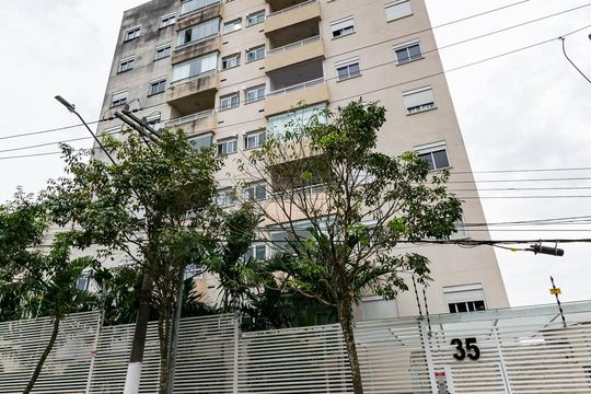 Fachada de apartamento para alugar com 2 quartos, 50m² em Vila Fachini, São Paulo