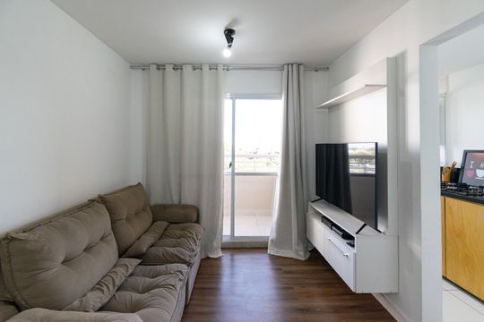 Sala  de apartamento para alugar com 2 quartos, 50m² em Vila Fachini, São Paulo