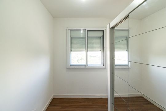 Quarto 2 de apartamento para alugar com 2 quartos, 50m² em Vila Fachini, São Paulo