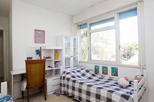 Quarto 2 de apartamento à venda com 2 quartos, 92m² em Petrópolis, Porto Alegre