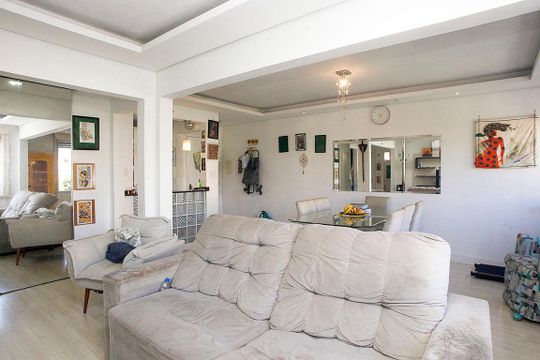 Sala de apartamento à venda com 2 quartos, 92m² em Petrópolis, Porto Alegre