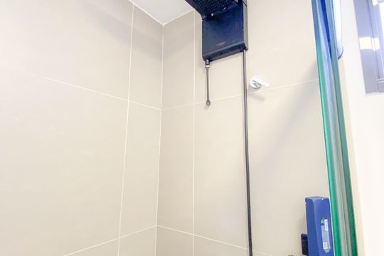Banheiro de apartamento para alugar com 2 quartos, 39m² em Água Branca, São Paulo