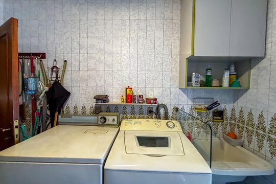 Área de serviço de casa à venda com 4 quartos, 336m² em Vila Madalena, São Paulo