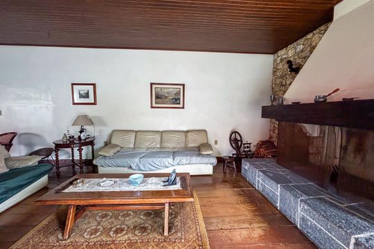 Sala de casa à venda com 4 quartos, 336m² em Vila Madalena, São Paulo
