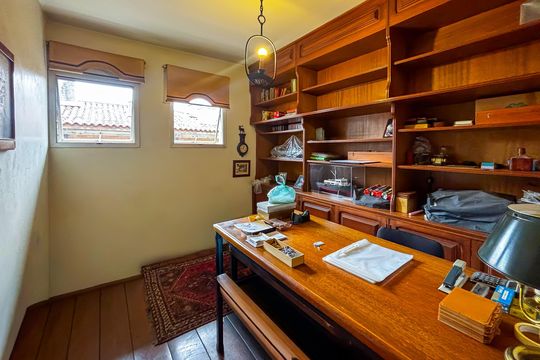 Escritório de casa à venda com 4 quartos, 336m² em Vila Madalena, São Paulo