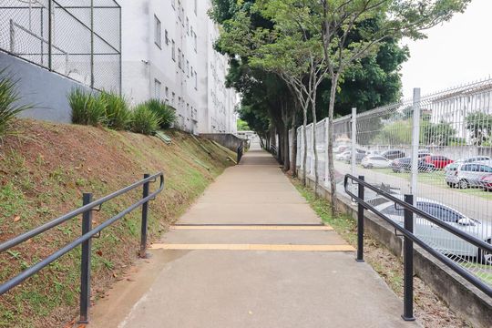 Área comum de apartamento para alugar com 2 quartos, 43m² em Jardim Nélia, Ferraz de Vasconcelos