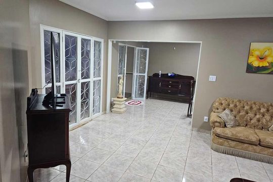 Casa para alugar com 3 quartos, 280m² em Parque Industrial Lagoinha, Ribeirão Preto