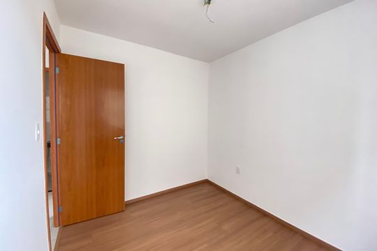 Apartamento para alugar com 2 quartos, 40m² em Del Castilho, Rio de Janeiro