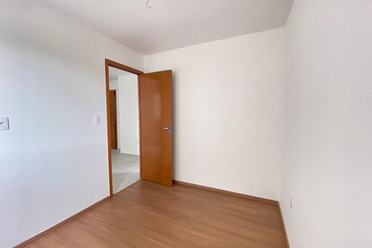 Apartamento para alugar com 2 quartos, 40m² em Del Castilho, Rio de Janeiro