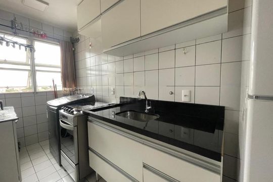 Apartamento à venda com 2 quartos, 48m² em Jardim Anhanguera, São Paulo