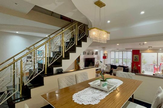 Sala de Jantar de casa de condomínio à venda com 3 quartos, 450m² em Alto de Pinheiros, São Paulo