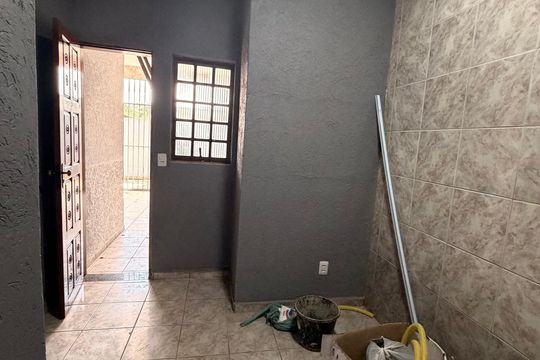 Quarto Serviço de casa para alugar com 4 quartos, 800m² em Vicente Pires I, Brasília