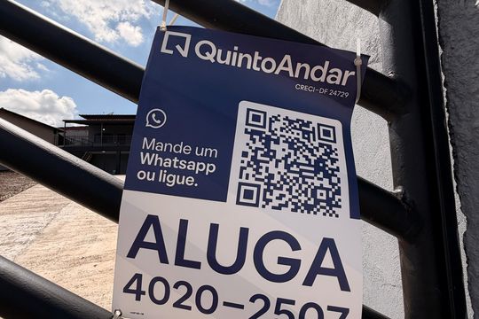 Placa Quinto Andar de casa para alugar com 4 quartos, 800m² em Vicente Pires I, Brasília