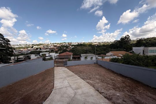 Circulação de casa para alugar com 4 quartos, 800m² em Vicente Pires I, Brasília