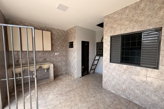 Area Serviço de casa para alugar com 4 quartos, 800m² em Vicente Pires I, Brasília