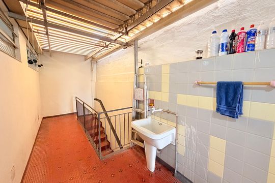 Área de Serviço de casa à venda com 4 quartos, 300m² em Bela Vista, Jundiaí