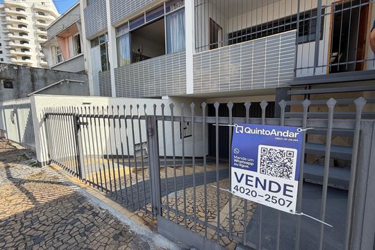 Plaquinha instalada COD BALD-17 de casa à venda com 4 quartos, 300m² em Bela Vista, Jundiaí