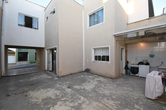 Área externa de casa de condomínio à venda com 3 quartos, 120m² em Cachoeira, Curitiba