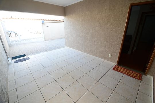 Garagem de casa à venda com 3 quartos, 115m² em Jardim Paraiso de Viracopos, Campinas