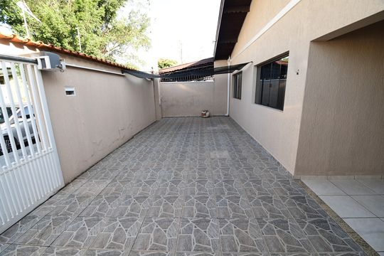 Quintal de casa à venda com 3 quartos, 115m² em Jardim Paraiso de Viracopos, Campinas