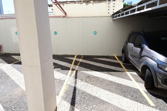 Garagem de apartamento à venda com 1 quarto, 62m² em Vila Jequitibas, Campinas