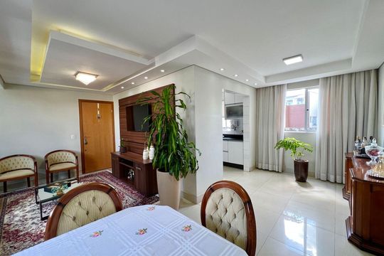 Sala de apartamento à venda com 4 quartos, 230m² em Itapoã, Belo Horizonte