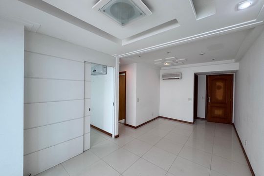 Sala de apartamento à venda com 3 quartos, 82m² em Recreio dos Bandeirantes, Rio de Janeiro