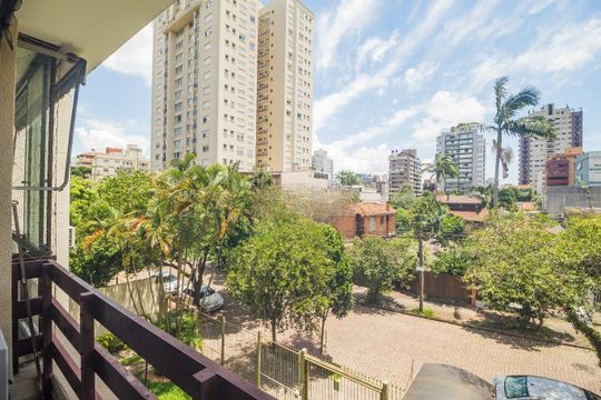 Apartamento à venda com 3 quartos, 110m² em Moinhos de Vento, Porto Alegre