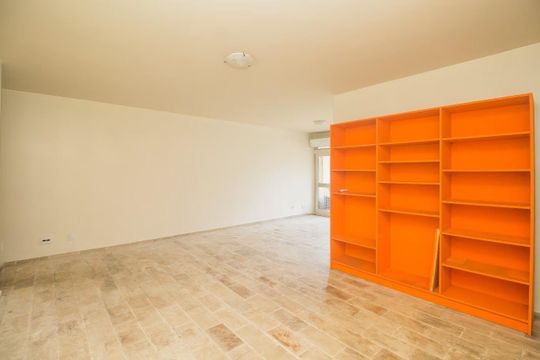 Sala de apartamento à venda com 3 quartos, 110m² em Moinhos de Vento, Porto Alegre